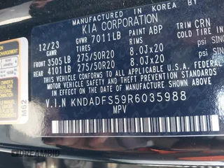 2024 Kia EV9 Land z VIN KNDADFS59R6035988, wystawiony jako IAAI lot #42076672 z przebiegiem 10 316 mil mil oraz . Historia ofert i sprzedaży dostępna na DreamBid. Obrazek 9.