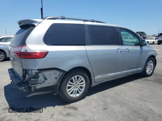 2017 Toyota Sienna XLE Auto Access Seat with VIN 5TDYZ3DC7HS851736, listed as a Copart auction lot 62350585 with 71,833 mi miles and Salvage title. Bid and sale history available at DreamBid. Image 3.