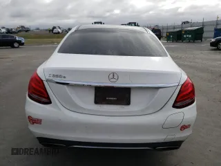 2018 Mercedes-Benz C 350e with VIN 55SWF4HB9JU255561, listed as a Copart auction lot 44701353 with 70,881 mi miles and . Bid and sale history available at DreamBid. Image 6.