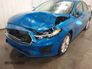 2020 Ford Fusion SE with VIN 3FA6P0HD5LR235436, listed as a IAAI auction lot 41006660 with 60,207 mi miles. Bid and sale history available at carsss.com. Image 6.