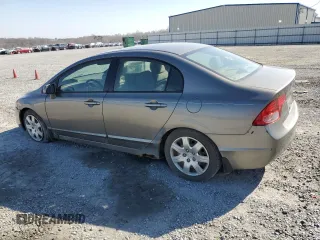 2008 Honda Civic LX z VIN 2HGFA16518H352481, wystawiony jako Copart lot #47781525 z przebiegiem 152 682 mil mil oraz Szkoda całkowita • Salvage title. Historia ofert i sprzedaży dostępna na DreamBid. Obrazek 2.