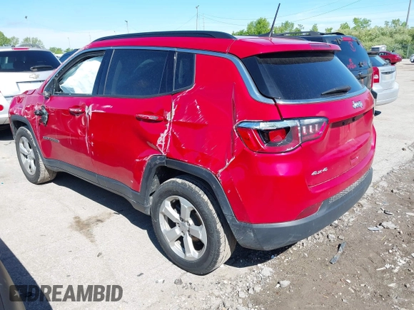 2018 Jeep Compass Latitude z VIN 3C4NJDBB6JT142740, wystawiony jako IAAI lot #42212811 z przebiegiem 81 647 mil mil oraz . Historia ofert i sprzedaży dostępna na DreamBid. Obrazek 3.
