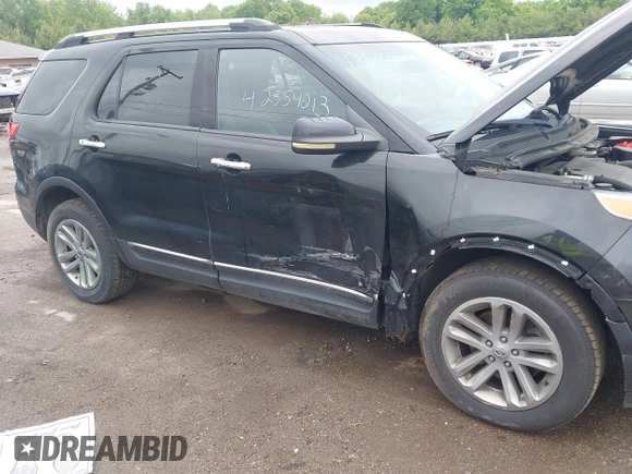 2011 Ford Explorer XLT with VIN 1FMHK7D82BGA45727, listed as a IAAI auction lot 42354213 with 146,178 mi miles and . Bid and sale history available at DreamBid. Image 6.