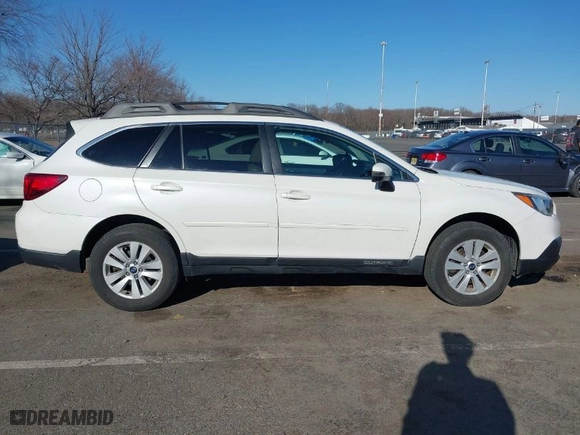 2017 Subaru Outback Premium with VIN 4S4BSAFC3H3295885, listed as a IAAI auction lot 41754385 with NaN miles. Bid and sale history available at carsss.com. Image 13.