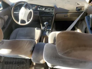 1994 Nissan Maxima z VIN JN1HJ01F0RT230431, wystawiony jako Copart lot #50020135 z przebiegiem 116 846 mil mil oraz Szkody całkowita. Historia ofert i sprzedaży dostępna na DreamBid. Obrazek 8.