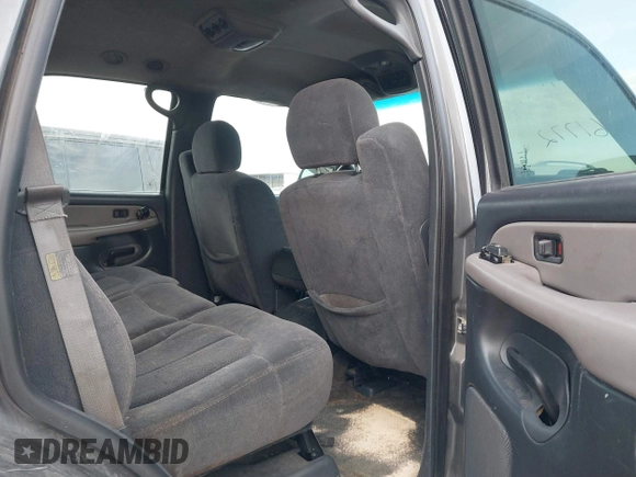 2002 Chevrolet Tahoe LS with VIN 1GNEC13V22R226380, listed as a IAAI auction lot 41261772 with 311,749 mi miles. Bid and sale history available at carsss.com. Image 8.