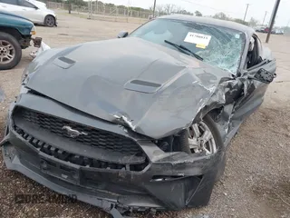 2018 Ford Mustang EcoBoost with VIN 1FA6P8TH3J5146392, listed as a IAAI auction lot 41780815 with 70,992 mi miles and . Bid and sale history available at carsss.com. Image 17.