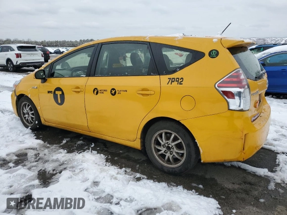 2015 Toyota Prius Two with VIN JTDZN3EU1FJ021383, listed as a Copart auction lot 45040275 with 264,757 mi miles and Clean title. Bid and sale history available at DreamBid. Image 2.
