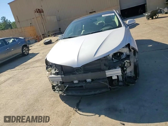 2016 Lincoln MKZ Hybrid with VIN 3LN6L2LU4GR622229, listed as a Copart auction lot 45312325 with 144,922 mi miles and Salvage Title. Bid and sale history available at DreamBid. Image 11.