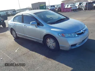 2009 Honda Civic LX z VIN 19XFA16549E030820, wystawiony jako IAAI lot #41848791 z przebiegiem 155 194 mil mil oraz . Historia ofert i sprzedaży dostępna na DreamBid. Obrazek 1.