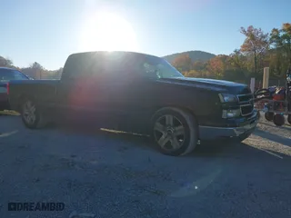 2003 Chevrolet Silverado 1500 Work Truck with VIN 1GCEC19X23Z358414, listed as a IAAI auction lot 40645343 with 207,887 mi miles. Bid and sale history available at carsss.com. Image 1.