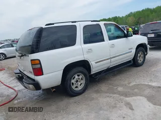 2004 GMC Yukon SLT with VIN 1GKEC13Z84R318127, listed as a IAAI auction lot 42053372 with 254,467 mi miles. Bid and sale history available at carsss.com. Image 4.