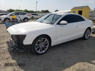 2013 Audi A5 Premium z VIN WAUCFAFR3DA038133, wystawiony jako Copart lot #60104635 z przebiegiem 114 514 mil mil oraz Szkoda całkowita • Salvage title. Historia ofert i sprzedaży dostępna na DreamBid. Obrazek 1.