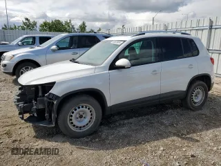 2011 Volkswagen Tiguan SEL z VIN WVGBV7AX9BW507599, wystawiony jako Copart lot #61660385 z przebiegiem 205 896 mil mil oraz Szkoda całkowita • Salvage title. Historia ofert i sprzedaży dostępna na DreamBid. Obrazek 1.