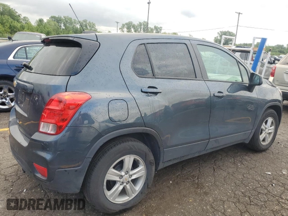 2021 Chevrolet Trax LS z VIN KL7CJKSB7MB331458, wystawiony jako Copart lot #61146094 z przebiegiem 51 419 mil mil oraz Nie do naprawy • Non repairable. Historia ofert i sprzedaży dostępna na DreamBid. Obrazek 3.