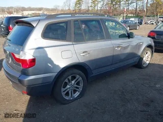 2007 BMW X3 3.0si with VIN WBXPC934X7WF15402, listed as a IAAI auction lot 41756885 with 999,999 mi miles. Bid and sale history available at carsss.com. Image 4.