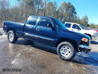 2006 GMC Sierra 1500 SLE1 with VIN 1GTEK19B66Z205370, listed as a IAAI auction lot 41650218 with 184,927 mi miles. Bid and sale history available at carsss.com. Image 1.