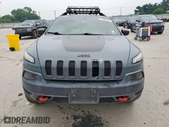 2015 Jeep Cherokee Trailhawk with VIN 1C4PJMBS9FW576340, listed as a Copart auction lot 57108045 with Not provided miles and Non repairable. Bid and sale history available at DreamBid. Image 5.