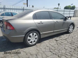 2008 Honda Civic LX z VIN 2HGFA16508H308536, wystawiony jako Copart lot #59589985 z przebiegiem 172 884 mil mil oraz Czysty tytuł • Clean title. Historia ofert i sprzedaży dostępna na DreamBid. Obrazek 3.