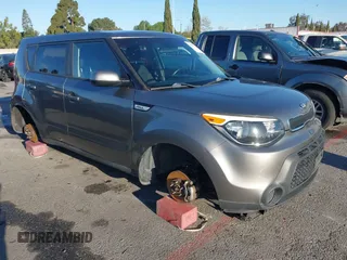 2016 Kia Soul with VIN KNDJN2A26G7278548, listed as a IAAI auction lot 41826186 with 39,255 mi miles. Bid and sale history available at carsss.com. Image 1.