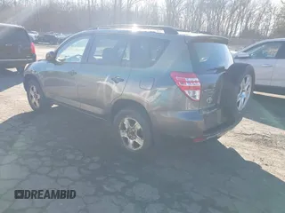 2010 Toyota RAV4 with VIN JTMBF4DV0A5031581, listed as a IAAI auction lot 41714611 with 186,814 mi miles. Bid and sale history available at carsss.com. Image 3.