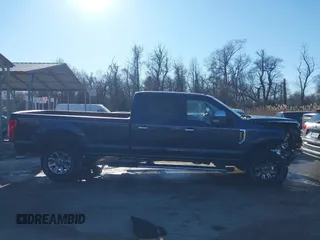 2018 Ford Super Duty F-250 SRW XL with VIN 1FT7W2B65JEB80445, listed as a IAAI auction lot 41320771 with 84,832 mi miles. Bid and sale history available at carsss.com. Image 13.