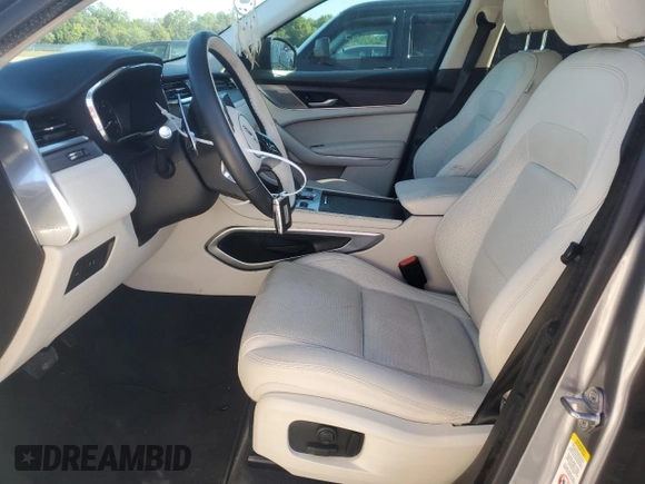 2023 Jaguar F-Pace S z VIN SADCJ2EX2PA710649, wystawiony jako Copart lot #51496615 z przebiegiem 26 357 mil mil oraz Szkoda całkowita • Salvage title. Historia ofert i sprzedaży dostępna na DreamBid. Obrazek 7.