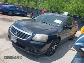 2009 Mitsubishi Galant ES z VIN 4A3AB36F89E028251, wystawiony jako IAAI lot #42165985 z przebiegiem 213 036 mil mil oraz . Historia ofert i sprzedaży dostępna na DreamBid. Obrazek 2.