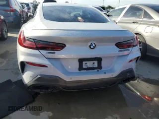 2022 BMW 8 Series M850i xDrive with VIN WBABC4C01NCH15281, listed as a Copart auction lot 74353274 with 0 mi miles and Non Repairable. Bid and sale history available at carsss.com. Image 6.