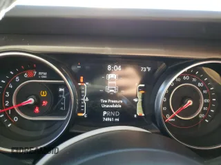 2020 Jeep Wrangler Unlimited Rubicon z VIN 1C4HJXFN1LW335751, wystawiony jako Copart lot #54242215 z przebiegiem 74 961 mil mil oraz Szkoda całkowita • Salvage title. Historia ofert i sprzedaży dostępna na DreamBid. Obrazek 9.