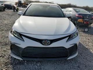 2023 Toyota Camry LE z VIN 4T1C11AK0PU109024, wystawiony jako Copart lot #50105815 z przebiegiem 43 666 mil mil oraz Szkoda całkowita • Salvage title. Historia ofert i sprzedaży dostępna na DreamBid. Obrazek 5.