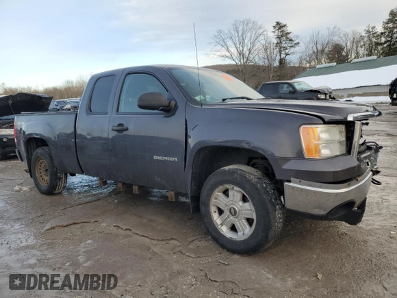 2010 GMC Sierra 1500 with VIN 1GTSKTE39AZ107357, listed as a Copart auction lot 45675685 with 157,081 mi miles and Clean Title. Bid and sale history available at DreamBid. Image 4.