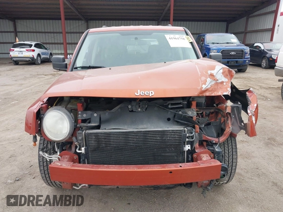 2008 Jeep Patriot Sport z VIN 1J8FT28W58D547879, wystawiony jako IAAI lot #41964758 z przebiegiem 97 941 mil mil oraz . Historia ofert i sprzedaży dostępna na DreamBid. Obrazek 13.