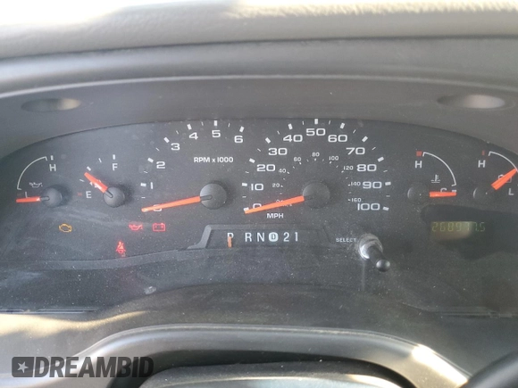 2007 Ford Econoline Passenger XL with VIN 1FBNE31L67DB06686, listed as a Copart auction lot 71796304 with 268,977 mi miles and Salvage Title. Bid and sale history available at carsss.com. Image 9.