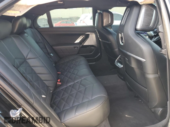 2023 BMW 7 Series 740i с VIN WBA23EH09PCM61561, выставлен на аукционе Copart как лот 51762815 с пробегом 50 526 миль миль и На запчасти • Non repairable. История ставок и продаж доступна на DreamBid. Изображение 10.