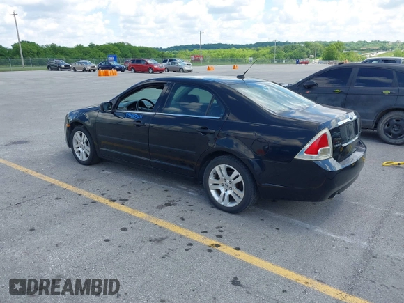 2007 Ford Fusion SEL with VIN 3FAHP08177R275294, listed as a IAAI auction lot 39447301 with 211,258 mi miles. Bid and sale history available at carsss.com. Image 3.