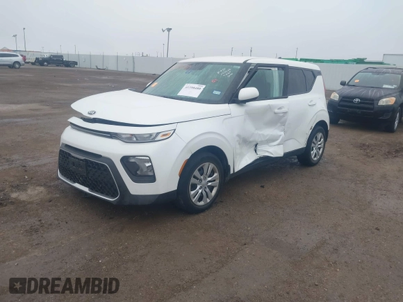 2020 Kia Soul S with VIN KNDJ23AU7L7709330, listed as a IAAI auction lot 41598480 with 29,697 mi miles. Bid and sale history available at carsss.com. Image 18.