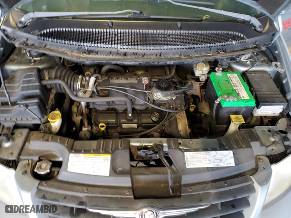 2006 Chrysler Town & Country SWB with VIN 1A4GP45R76B658138, listed as a Copart auction lot 81185654 with 83,531 mi miles and Clean Title. Bid and sale history available at carsss.com. Image 12.