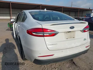 2020 Ford Fusion SE with VIN 3FA6P0HD5LR148104, listed as a IAAI auction lot 42049789 with 88,885 mi miles and . Bid and sale history available at DreamBid. Image 3.