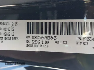 2015 Chrysler 200 Limited with VIN 1C3CCCAB4FN660435, listed as a IAAI auction lot 41630312 with 97,165 mi miles. Bid and sale history available at carsss.com. Image 9.