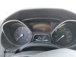 2015 Ford Focus SE with VIN 1FADP3F28FL204176, listed as a IAAI auction lot 42132656 with Not Provided miles. Bid and sale history available at carsss.com. Image 7.