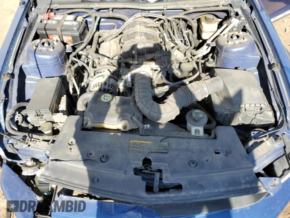 2008 Ford Mustang Deluxe with VIN 1ZVHT80N385149096, listed as a Copart auction lot 44723095 with 152,177 mi miles and Salvage Title. Bid and sale history available at DreamBid. Image 12.