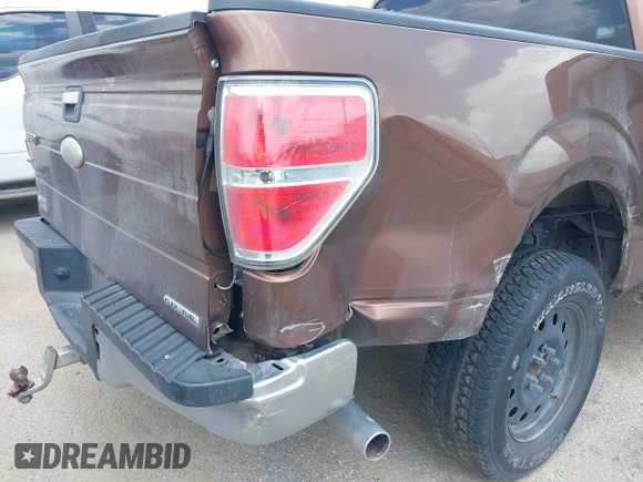 2011 Ford F-150 XL with VIN 1FTEW1CM0BFC71939, listed as a IAAI auction lot 42132589 with 252,289 mi miles and . Bid and sale history available at DreamBid. Image 17.