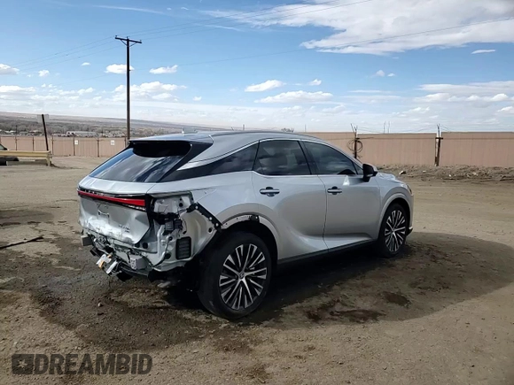 2024 Lexus RX 350h z VIN 2T2BBMCA4RC040708, wystawiony jako Copart lot #43822995 z przebiegiem 11 630 mil mil oraz Szkoda całkowita • Salvage title. Historia ofert i sprzedaży dostępna na DreamBid. Obrazek 13.