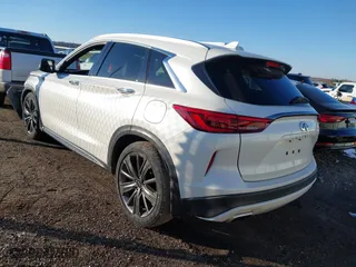 2020 Infiniti QX50 ESSENTIAL with VIN 3PCAJ5M13LF109950, listed as a IAAI auction lot 41348348 with 63,091 mi miles. Bid and sale history available at carsss.com. Image 3.
