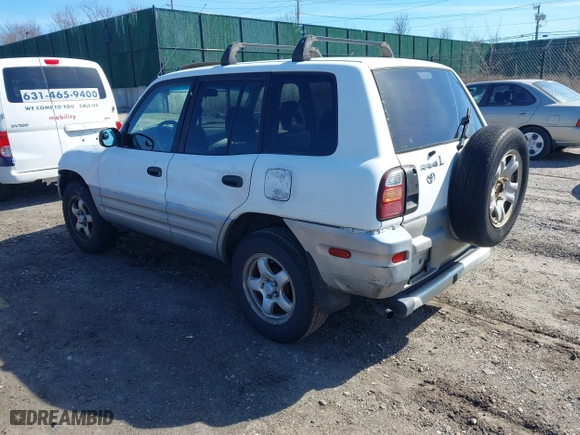 1998 Toyota RAV4 with VIN JT3GP10V9W7038486, listed as a IAAI auction lot 41778465 with 157,143 mi miles. Bid and sale history available at carsss.com. Image 3.