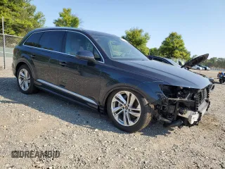 2024 Audi Q7 Premium Plus with VIN WA1LCBF71RD002800, listed as a Copart auction lot 67701204 with 4,920 mi miles and Salvage title. Bid and sale history available at DreamBid. Image 4.