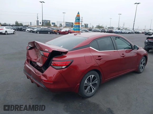 2022 Nissan Sentra SV z VIN 3N1AB8CV7NY268158, wystawiony jako IAAI lot #42355360 z przebiegiem 23 940 mil mil oraz . Historia ofert i sprzedaży dostępna na DreamBid. Obrazek 4.