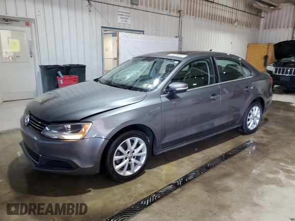 2013 Volkswagen Jetta Sedan SE w/Convenience/Sunroof with VIN 3VWBP7AJ8DM381407, listed as a Copart auction lot 49499485 with 149,604 mi miles and Salvage Title. Bid and sale history available at carsss.com. Image 1.