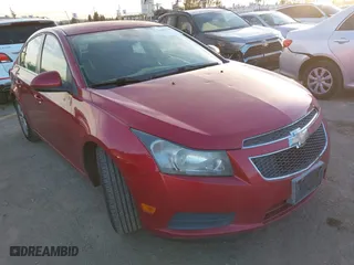 2014 Chevrolet Cruze 1LT with VIN 1G1PC5SB9E7327067, listed as a IAAI auction lot 41403701 with 300,330 mi miles. Bid and sale history available at carsss.com. Image 1.